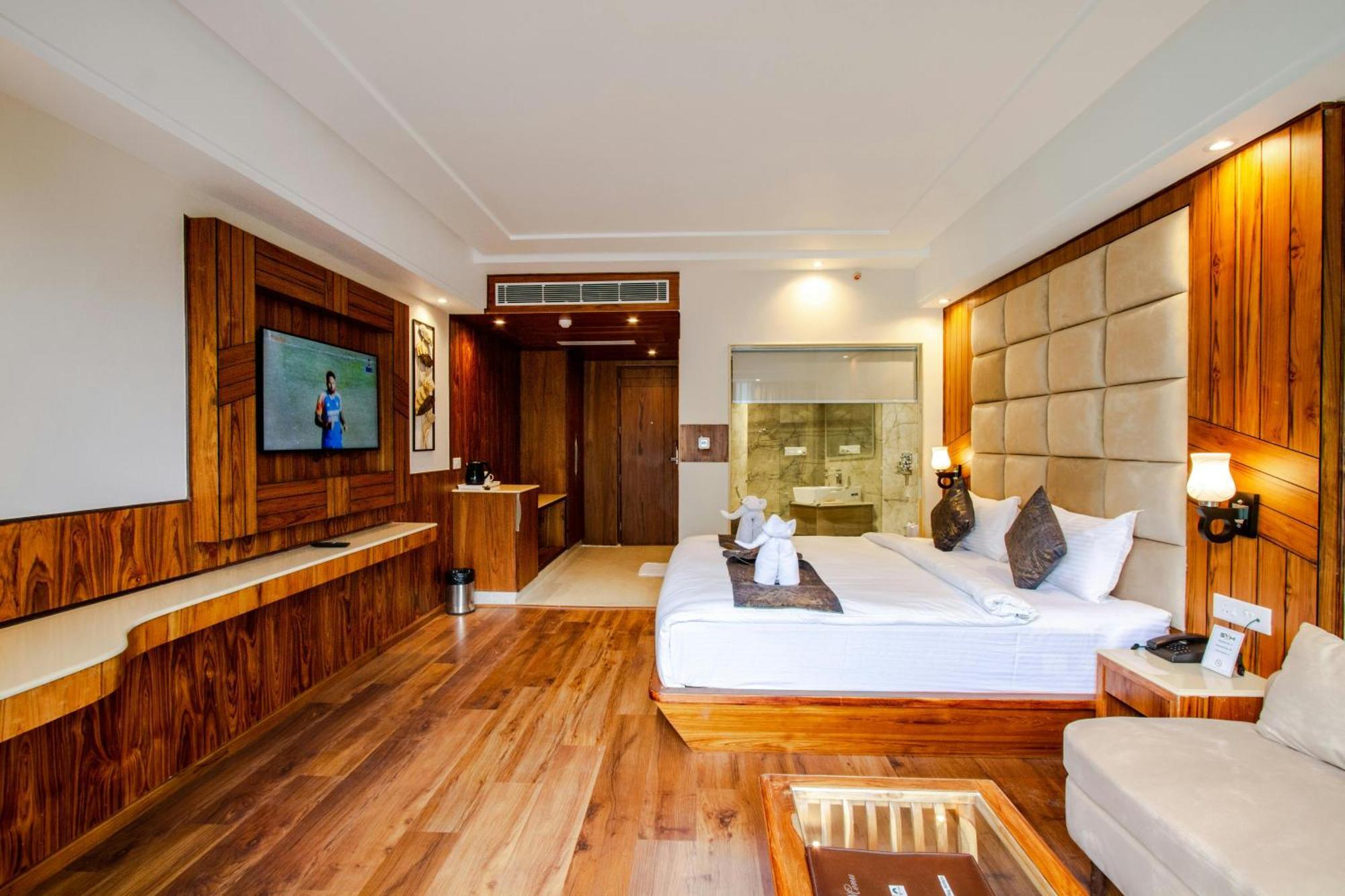 Airport Delhi Aerocity Inn Plaza Nueva Delhi Exterior foto
